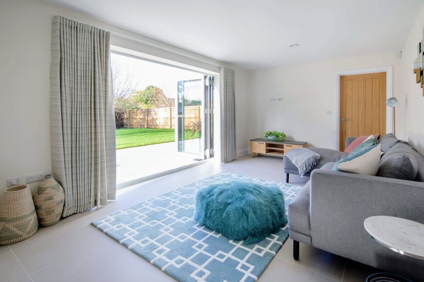 97 Green Road 2 25