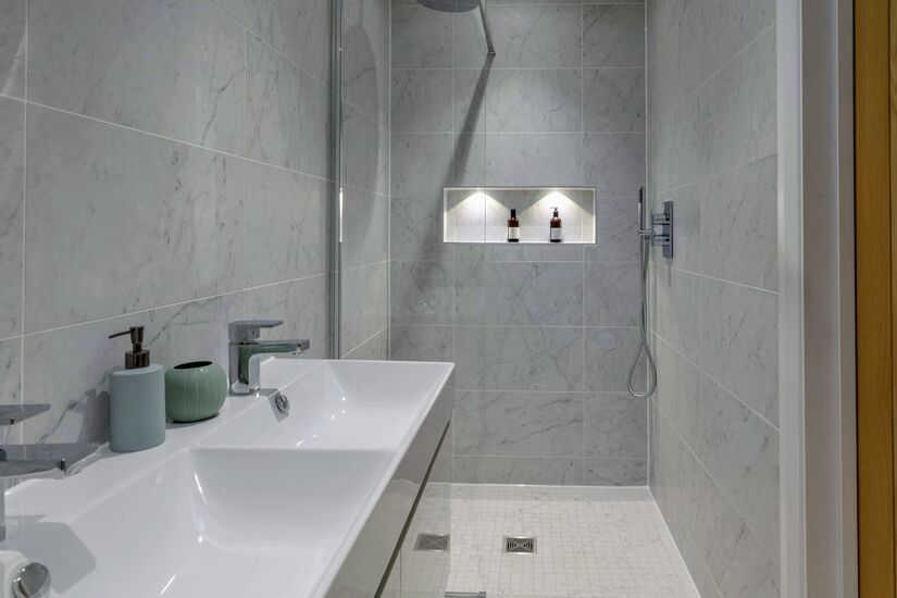 97 Green Road 2 27